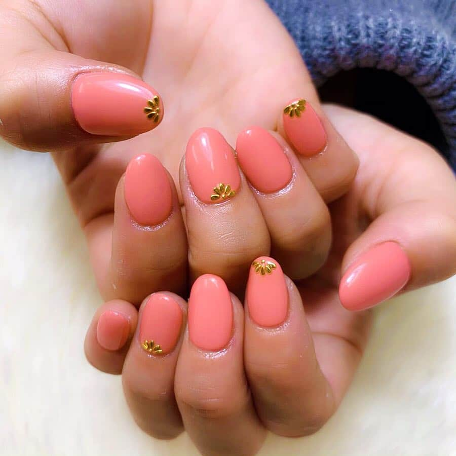 平嶋夏海さんのインスタグラム写真 - (平嶋夏海Instagram)「NEW NAILS🧸❣️ ピンクオレンジネイル🧡 🍊 🍑 #nails #nail #ワンカラーネイル #オレンジネイル #ピンクネイル #ピンクオレンジネイル」3月6日 16時38分 - natsuminsta528