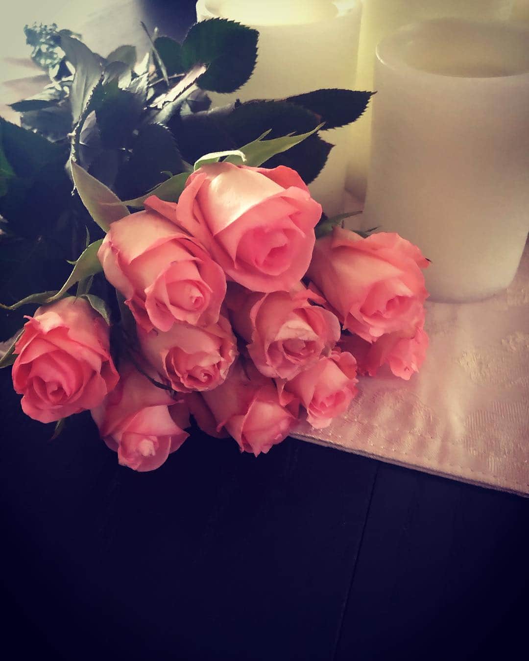 のインスタグラム：「ピンク大好き あなたも大好き Love pink I luv you too #インスタ映え#インスタ映え#red #赤 #ピンク#insta#instagram#instalove#instadaily#pink#sexy#セクシー  #instamood#instagood#love#愛#ばら#roses」