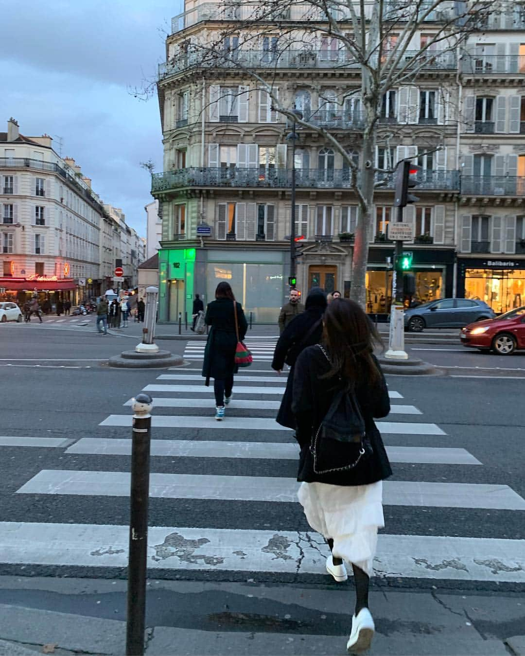 ジェニーさんのインスタグラム写真 - (ジェニーInstagram)「paris」3月7日 4時10分 - jennierubyjane