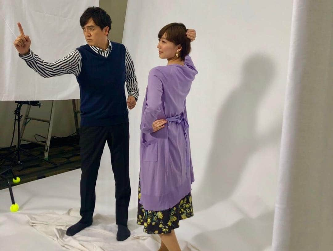 石川愛さんのインスタグラム写真 - (石川愛Instagram)「* 今日はとっても賑やかな撮影がありました！  おそらく近いうちに 皆さんの目に触れることになるはずです！  それにしても 先輩方の表情とポーズの バリエーションがすごい…  #fbsアナウンサー #衣装がレインボー #飛んだり跳ねたり #歌ったりキメたり #とにかくお楽しみに」3月7日 18時17分 - aiishikawa_fbs