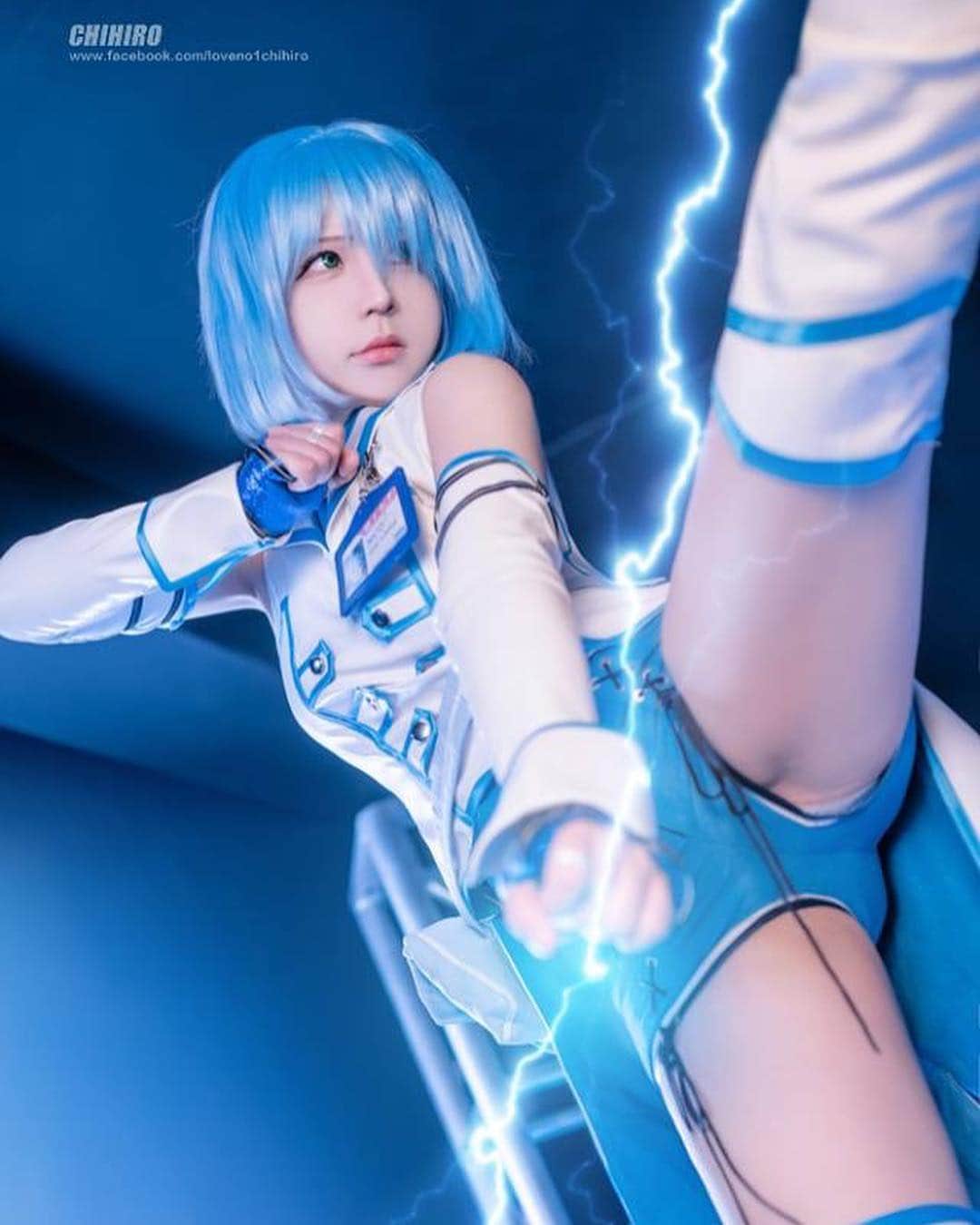 千尋のインスタグラム：「Nico from Dead Or Alive !!! The photos are out now!!! Bilinili Lightening  CHIHIRO!!! Did you get electrolyzed? 生死格鬥6 nico 正片出爐拉!!!!喜歡請分享出去 會放電的千尋 被電到了嗎嘻嘻  #deadoralive6 #nico #tights #asiangirls #photooftheday #cosplay #legs #千尋大人 #chihirosama #可愛 #動漫」