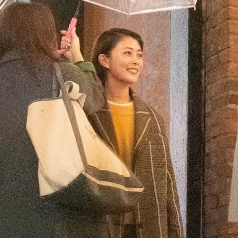 のインスタグラム：「【高畑充希にお返しを！おじさんたちが極秘で進める再結集計画】 2月28日の夜、ドラマ『メゾン・ド・ポリス』（TBS系）の打ち上げでそう語るのは主演の高畑充希（27）だ。実は “酒豪”として知られる高畑。本誌は一昨年2月、そのツワモノぶりを目撃している。主演舞台を終えた高畑は、その足で3軒もはしご酒。実に9時間にもわたってうたげは続いていた。今回も朝までかと思われたが、意外な結末を迎えた。 ※詳細はプロフィールのリンクからWEB女性自身へ スクープダイジェストをストーリーで公開中！  #高畑充希 #メゾンドポリス #メゾポリ #打ち上げ #西島秀俊 #おじキュン #TBS #女性自身 #いいね #フォロー」