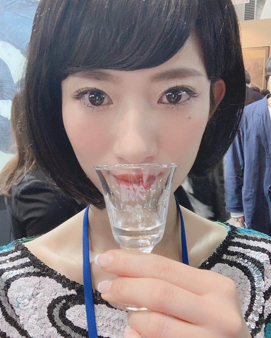 柳めぐみのインスタグラム：「. . 久しぶりのカツラちゃん🦰 . #ArtFairTokyo2019 #国際フォーラム #78910の四日間 #明日から一般の方も入場できるよ」