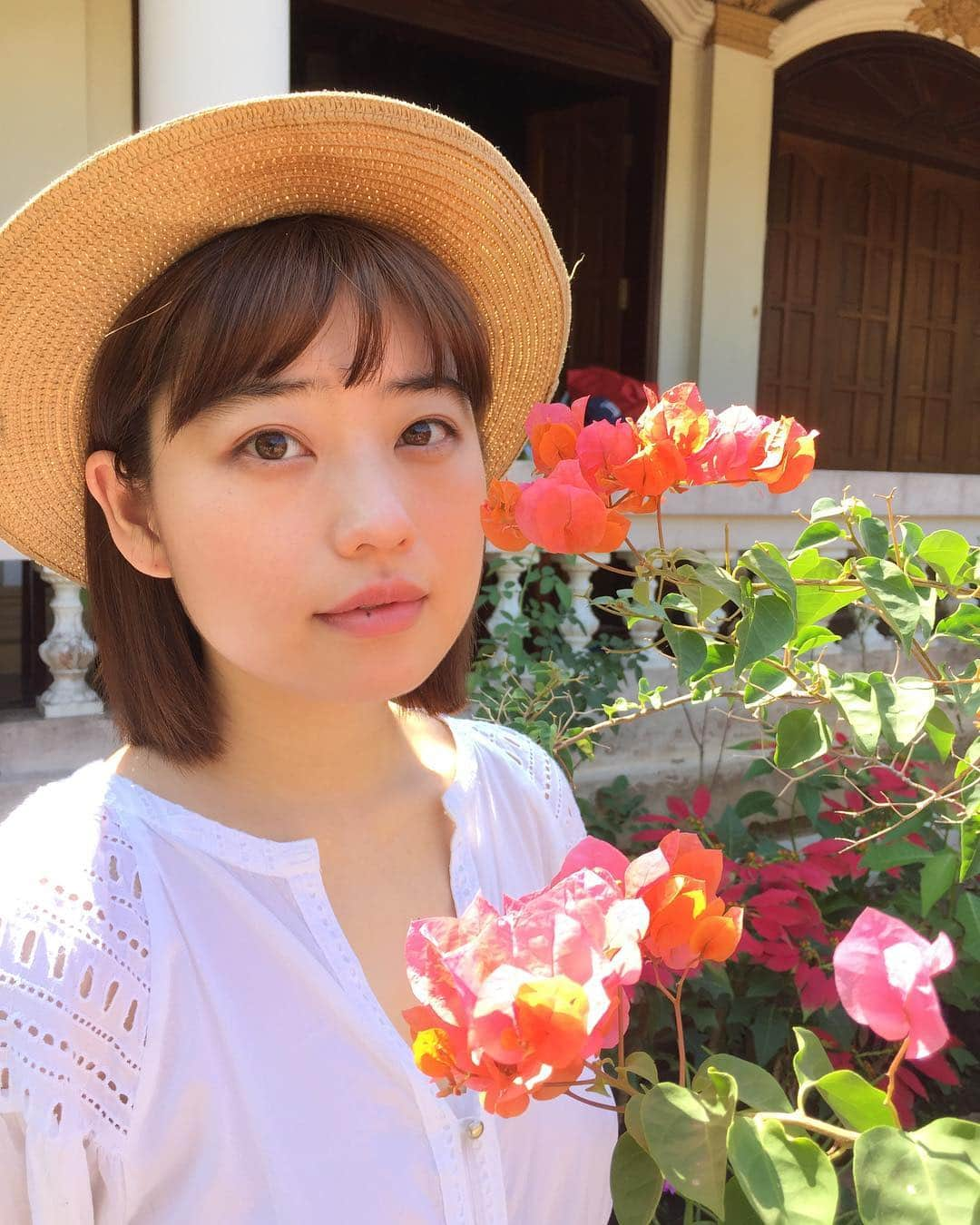 冨手麻妙さんのインスタグラム写真 - (冨手麻妙Instagram)「さて、今日は豊橋映画祭です！！！！！ 豊橋へ向かいまーす！！！！！ 遊びに来てくださる皆さん、今日はいちにち宜しくね！  #豊橋 #豊橋映画祭 #とよはし #とよはし映画祭 #ええじゃないか豊橋 #三河 #豊橋カレーうどん」3月8日 12時45分 - amitomite