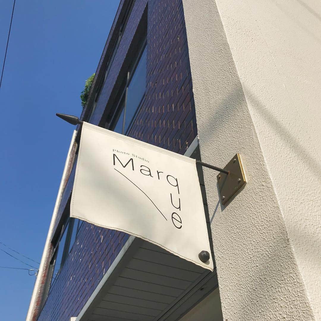 堀江直美さんのインスタグラム写真 - (堀江直美Instagram)「@marque_hiroshima 🏠 * 子供たちもすっかりお姉さんたちに慣れあたふたしながらも楽しい撮影でした♡ * いつか家族で着物で撮りたい👘 * * #スタジオマルク#フォトスタジオ#写真#家族写真#写真スタジオ#가족사진#広島写真スタジオ#hiroshima#キッズルーム#キッズルームインテリア#kidsroom#インテリア#広島フォトスタジオ#広島フォト#사진#姉弟#5歳#3歳#2歳差#フォトスタジオマルク」3月8日 10時37分 - naomiiiiiiiiiiii