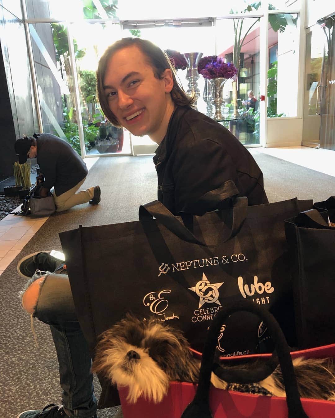 のインスタグラム：「Sleepy doggy.」