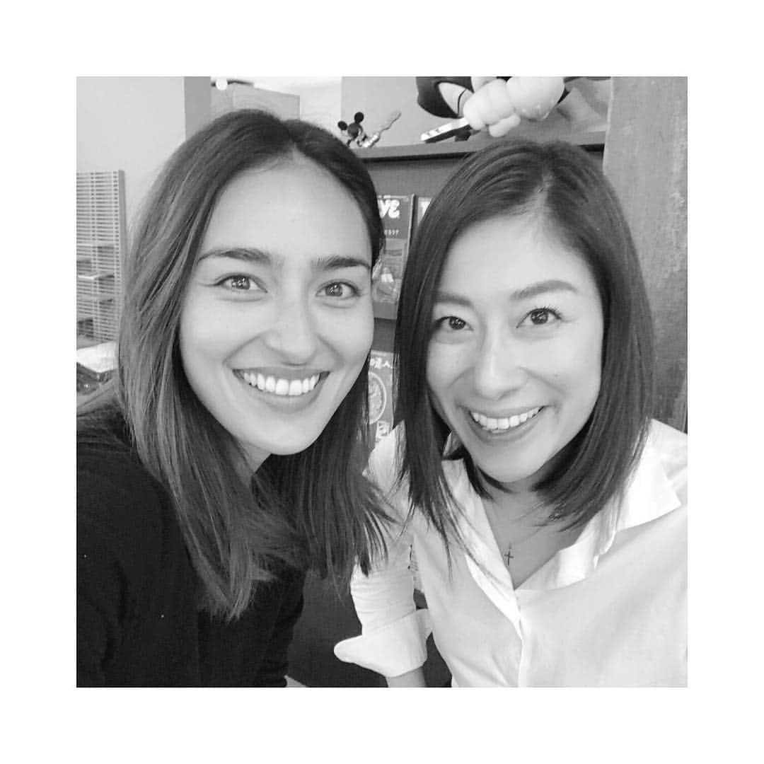 長谷川潤さんのインスタグラム写真 - (長谷川潤Instagram)「SOUND ON😊🔊 第18回  The Ethical Movement | Guest :末吉里花  最近よく耳にはするけれど、本当の意味がなかなかわからない「エシカル」という言葉。今回は「エシカル協会」を自ら立ち上げた元ミステリーハンター、末吉里花さんと、「エシカル」を一から考えます。  PODCASTをお聞きいただくには 私のInstagramのトップページのプロフィール欄にあるリンク先をクリックしていただくか、 iPhoneにあるpodcastのアプリを開いて、長谷川潤もしくはglenwoodで検索してみてください。無料でお聴き頂けます❤️」3月8日 11時53分 - liveglenwood