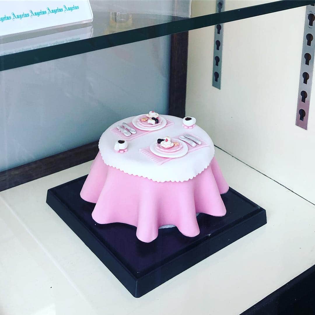 井嶋ナギのグルメインスタ