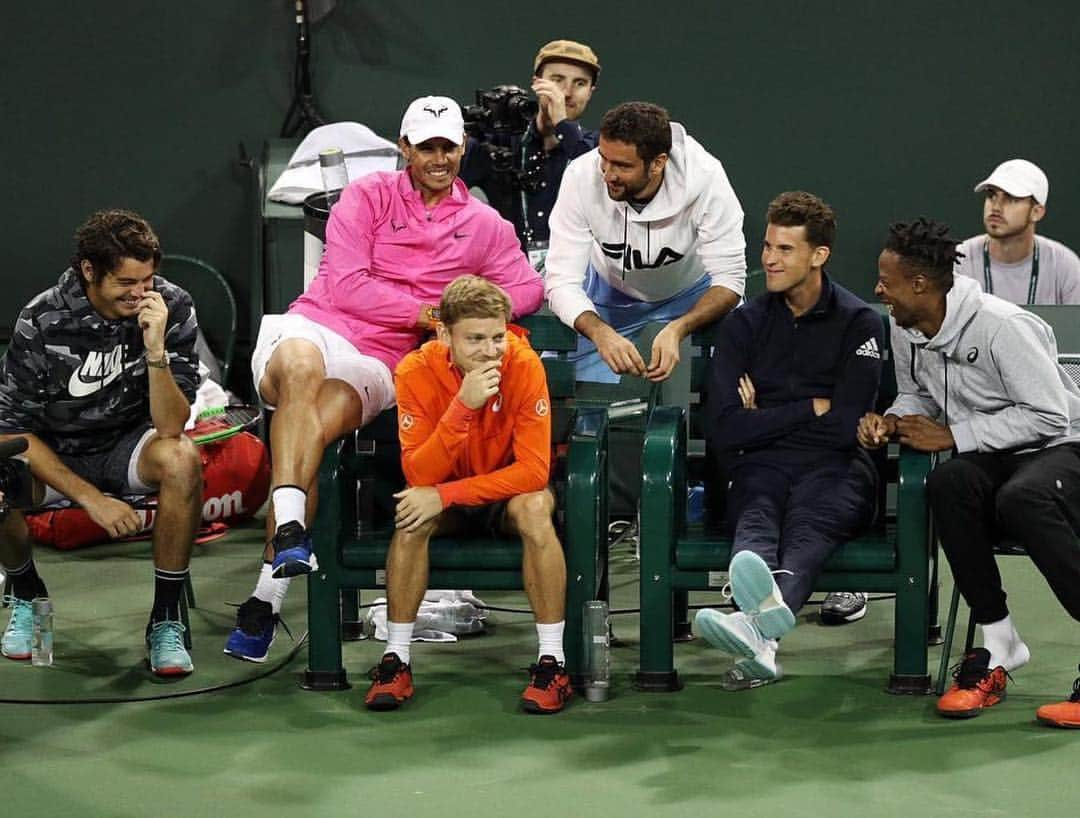 ドミニク・ティエムさんのインスタグラム写真 - (ドミニク・ティエムInstagram)「Having a good time with some great guys 😊 @bnpparibasopen  #indianwells #tennisparadise #createdwithadidas #4ocean」3月8日 16時00分 - domithiem