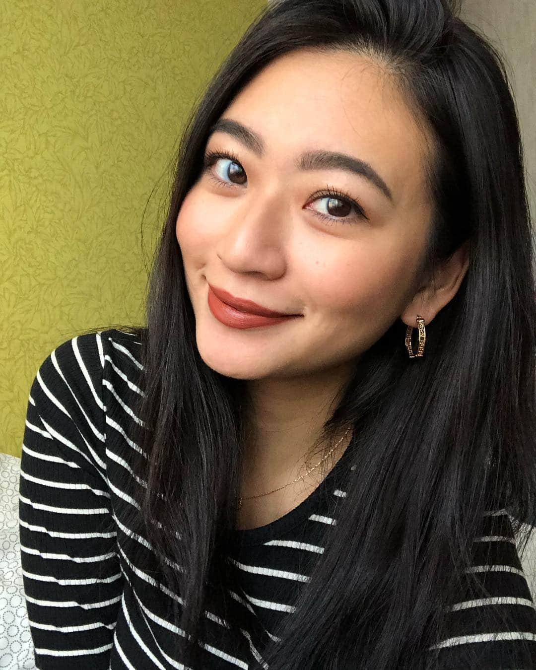 西田有沙のインスタグラム：「お久しぶりです。花粉症と闘ってますが元気です❤️皆さまはいかがお過ごしですか？？ #me #selfie #today」