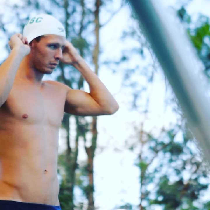 ジェイク・パッカードのインスタグラム：「Get to know a bit more about my breaststroke basics session which has been launched on the new #iSwim app 📲 @dolphinsaus」