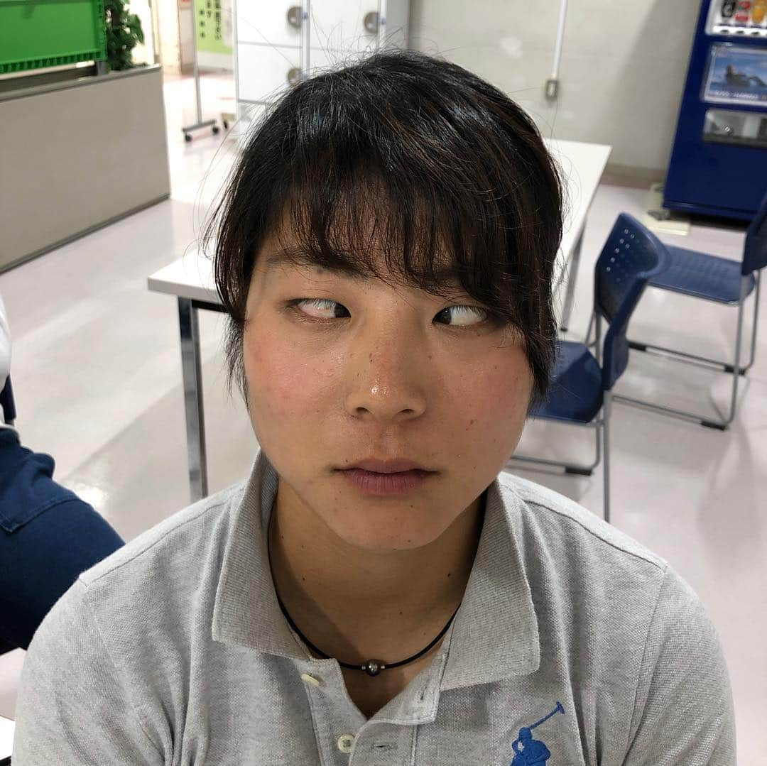 新井涼平さんのインスタグラム写真 - (新井涼平Instagram)「#インスタグラビア  #一枚目よりすぎ。 #特技らしい」3月8日 19時12分 - arai_r