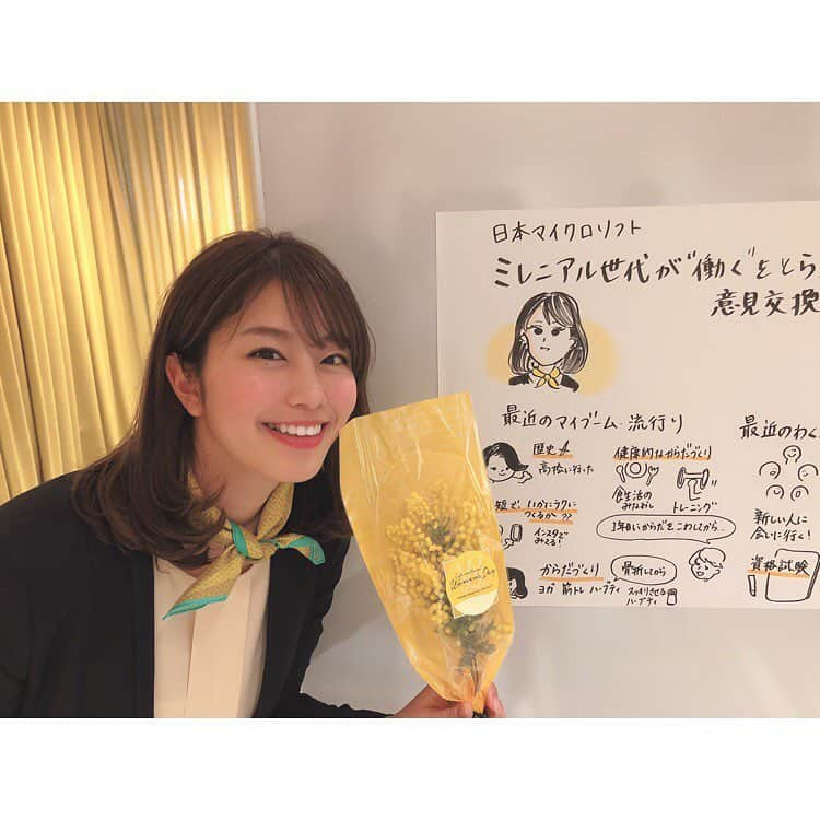 稲村亜美さんのインスタグラム写真 - (稲村亜美Instagram)「今日はマイクロソフトさんでグループディスカッションをしてきました😋 違う職種のミレニアム世代の社員さんとお話できて自分にとって貴重な時間を過ごせました💓 国際女性デーということでミモザいただきました❤️❤️黄色いお花好きだなー🌼 素敵な似顔絵も描いてもらいました😍😍😍😍 ありがとうございました！ #国際女性デー #マイクロソフト #Microsoft #ミモザ #似顔絵嬉しい 😋」3月8日 19時28分 - inamura_ami