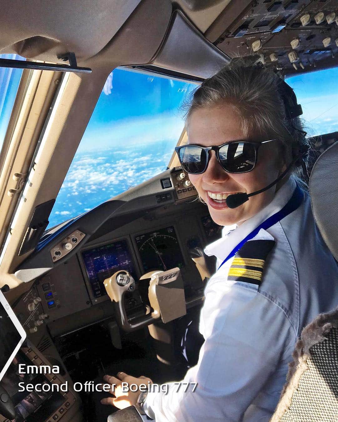 のインスタグラム：「“KLM is taking on the challenge to pay greater heed to diversity and inclusiveness. We are raising awareness for these important issues throughout our company, in the air and on the ground, today and in the future.” - Pieter Elbers, CEO KLM.  We are proud of these KLM women that work at so many different departments of our company. Happy International Women’s Day to all the women in the world. Let’s celebrate today, together! 💙 #KLM #internationalwomensday2019 #IWD2019 #flyKLM • • • #women #femalepilot #womensday #flying #cabincrew #cockpit #klmcrew #klmstaff #klmgroundstaff #proud #diversity #inclusiveness」
