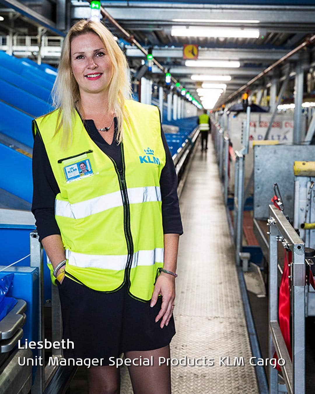 KLMオランダ航空さんのインスタグラム写真 - (KLMオランダ航空Instagram)「“KLM is taking on the challenge to pay greater heed to diversity and inclusiveness. We are raising awareness for these important issues throughout our company, in the air and on the ground, today and in the future.” - Pieter Elbers, CEO KLM.  We are proud of these KLM women that work at so many different departments of our company. Happy International Women’s Day to all the women in the world. Let’s celebrate today, together! 💙 #KLM #internationalwomensday2019 #IWD2019 #flyKLM • • • #women #femalepilot #womensday #flying #cabincrew #cockpit #klmcrew #klmstaff #klmgroundstaff #proud #diversity #inclusiveness」3月8日 19時38分 - klm