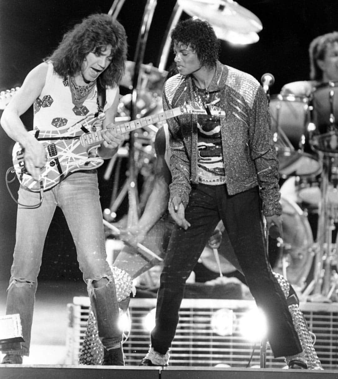 マイケル・ジャクソンさんのインスタグラム写真 - (マイケル・ジャクソンInstagram)「“He was this musical genius with this childlike innocence. He was such a professional, and such a sweetheart.” – Eddie Van Halen on Michael Jackson. The short film for Beat It was filmed on March 9, 1983. Link in bio to watch. Photo: Eddie Van Halen joins Michael on stage in Texas.」3月9日 2時52分 - michaeljackson
