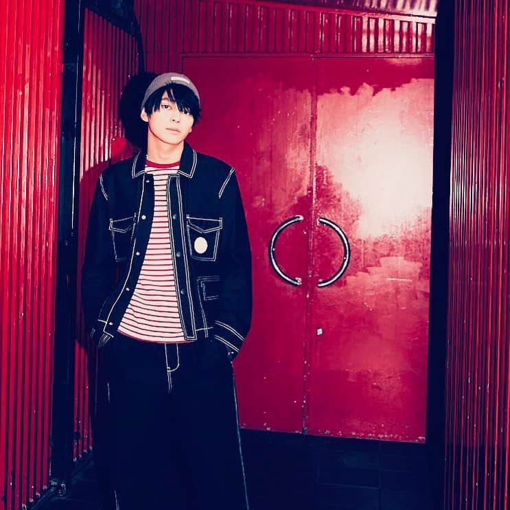 眞栄田郷敦さんのインスタグラム写真 - (眞栄田郷敦Instagram)「#nylon #nylonjapan #nylonguys #nylonguysjapan #cover #onitsukatiger #オニツカタイガー」3月9日 17時03分 - maedagordon