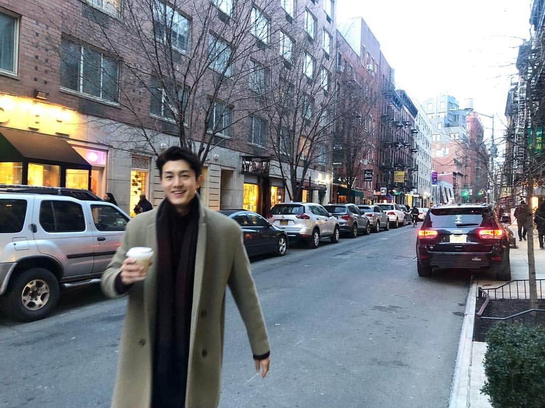 イ・ギウさんのインスタグラム写真 - (イ・ギウInstagram)「Morning hot choco🚶🏻‍♂️ .. #아침형인간 #이거좋은거냐 #피곤한데 #할게없는데 #ㅋㅋㅋ #newyork #추억팔이」3月9日 8時42分 - lee_kiwoo