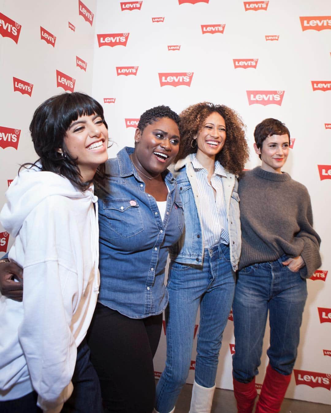 Levi’sさんのインスタグラム写真 - (Levi’sInstagram)「We loved celebrating International Women’s Day in New York. Thanks to all those that came out! Check out our stories for all the fun and stay tuned as we share more stories of women shaping their world throughout the month. #IShapeMyWorld 📷: @rcallahanphoto」3月9日 10時50分 - levis