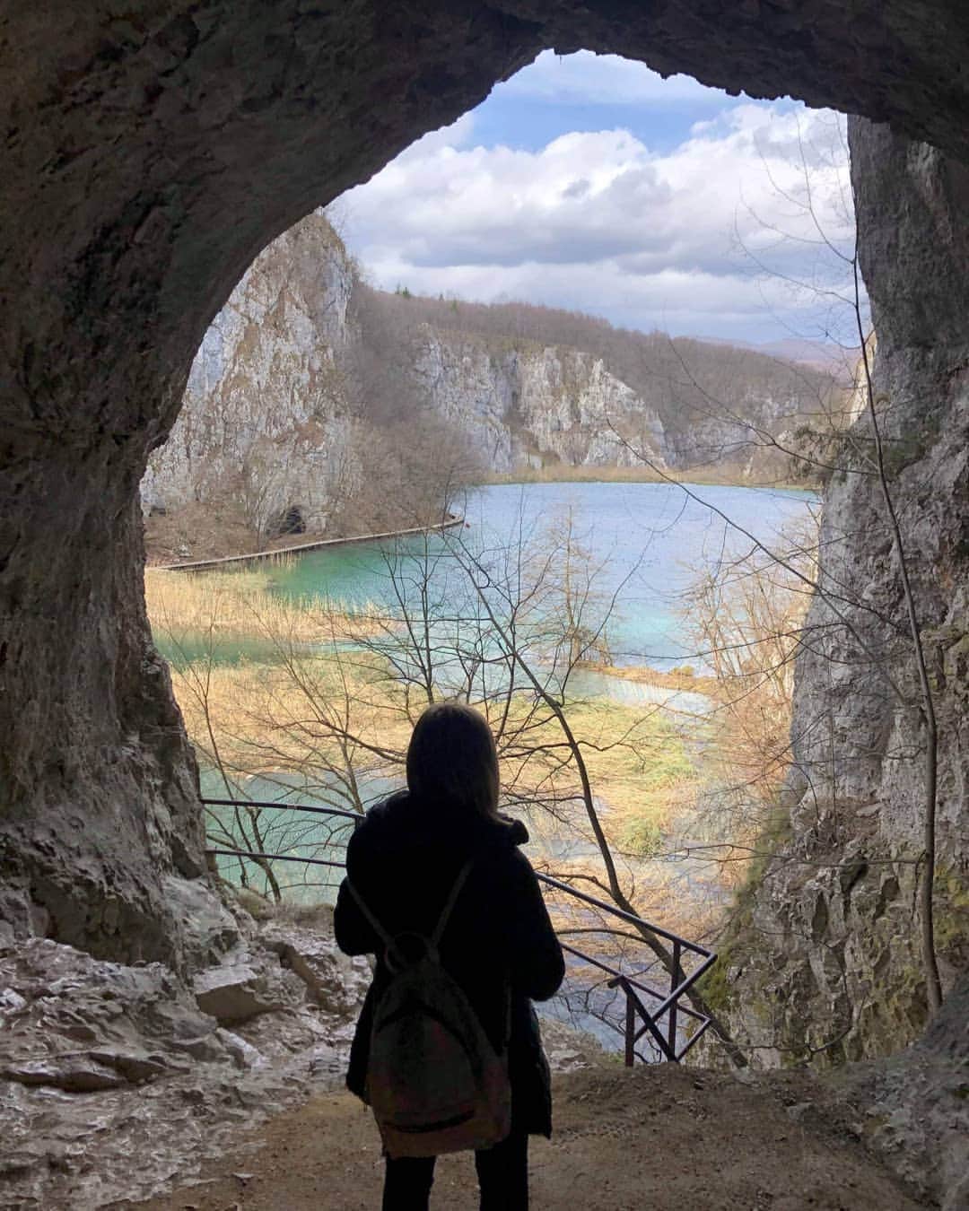 ダニエル・オブライエンのインスタグラム：「'The Adventures of Jess & Dan - Croatia Edition' 👭」