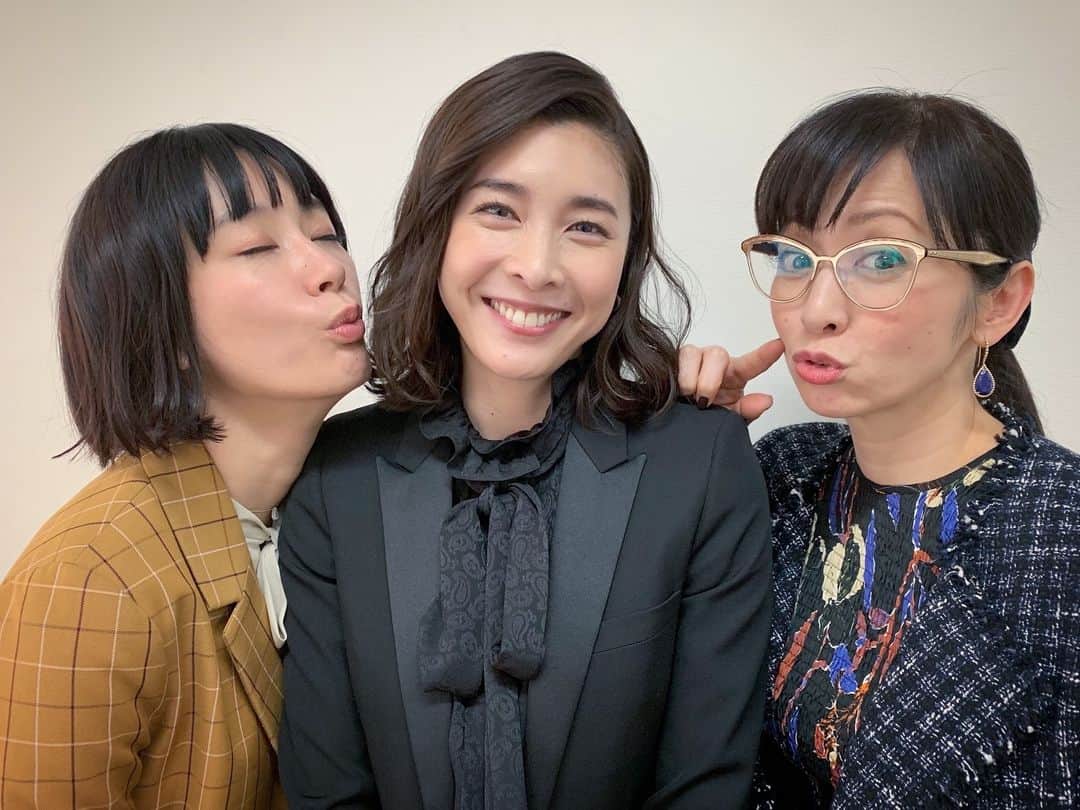 水川あさみのインスタグラム：「3人でボクらの時代やったんだー。 結子さんと由貴さんの話おもしろかったなー今回わたしはふむふむ聞いてただけ🤔笑 是非、明日の朝7時から。」