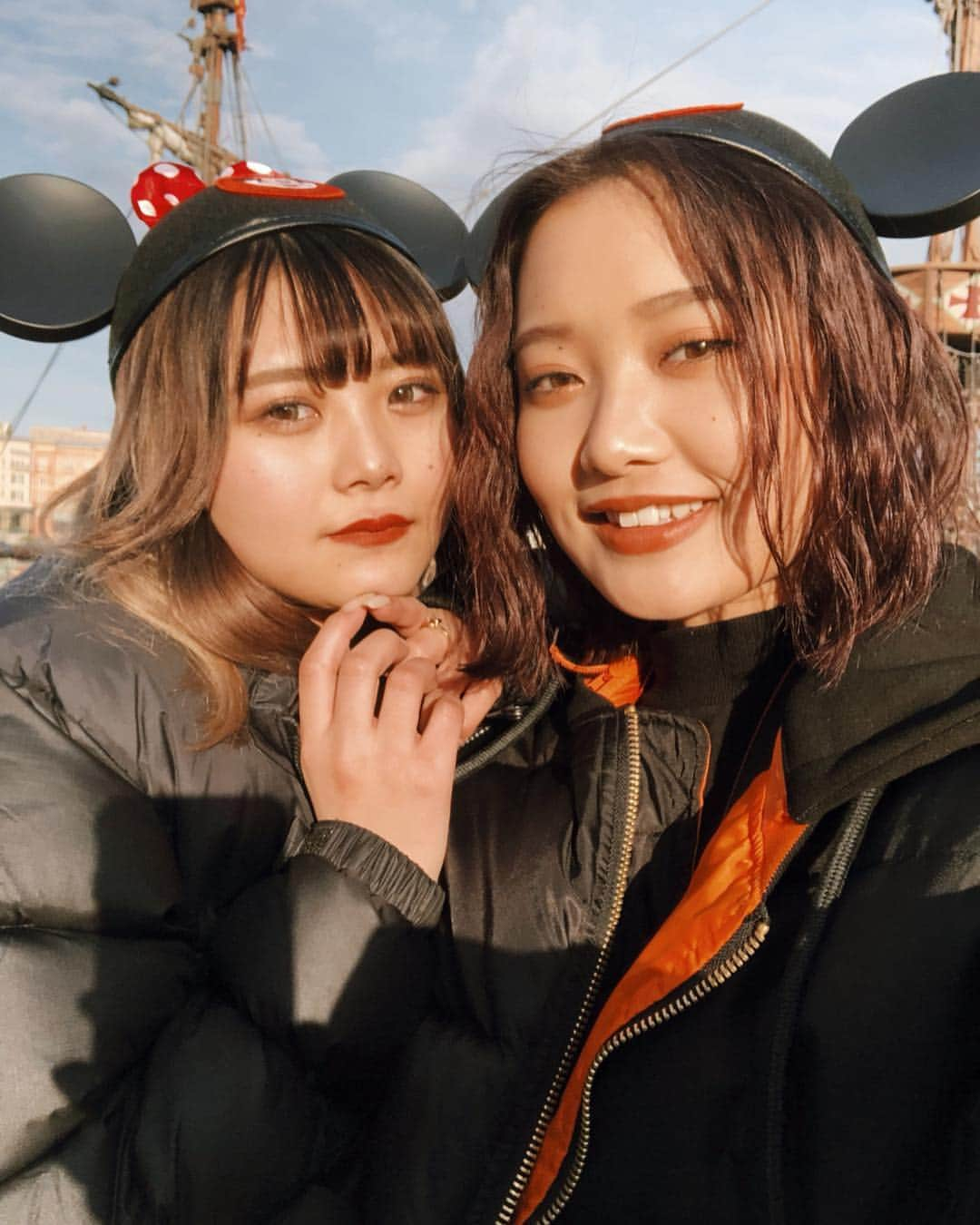 阿部紫夕那さんのインスタグラム写真 - (阿部紫夕那Instagram)「. 今回はまきちゃんと❤︎ . #disney #disneysea #tokyodisneysea #ディズニーシー #ディズニー #ディズニーコーデ #tds #ディズニーシーコーデ #ミッキー #イヤーハット」3月9日 22時40分 - shunatan317