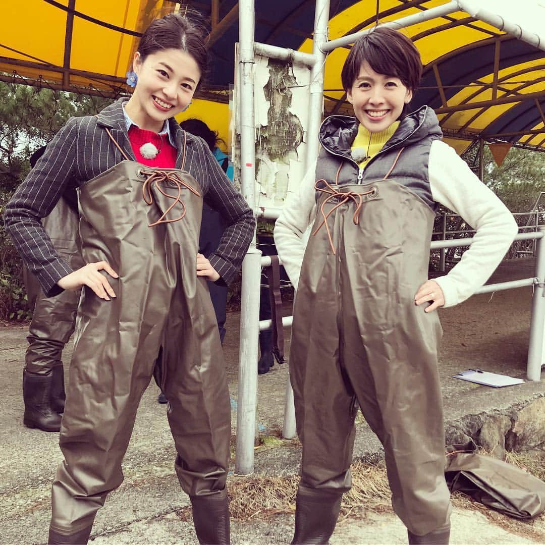 秋本ゆかりさんのインスタグラム写真 - (秋本ゆかりInstagram)「胴長着て、何をしたでしょーか？！とーってもわくわくキュンキュンしたよ☺️ 先日、田上ちゃんと行った上天草の旅🏝 本日の今日感テレビ日曜版でどうぞ🙇‍♀️ . #今日感テレビ日曜版#熊本#天草#上天草市#新しいロゴができたそうです#ナナメ上↗︎上天草」3月10日 6時49分 - akimoto_yukari