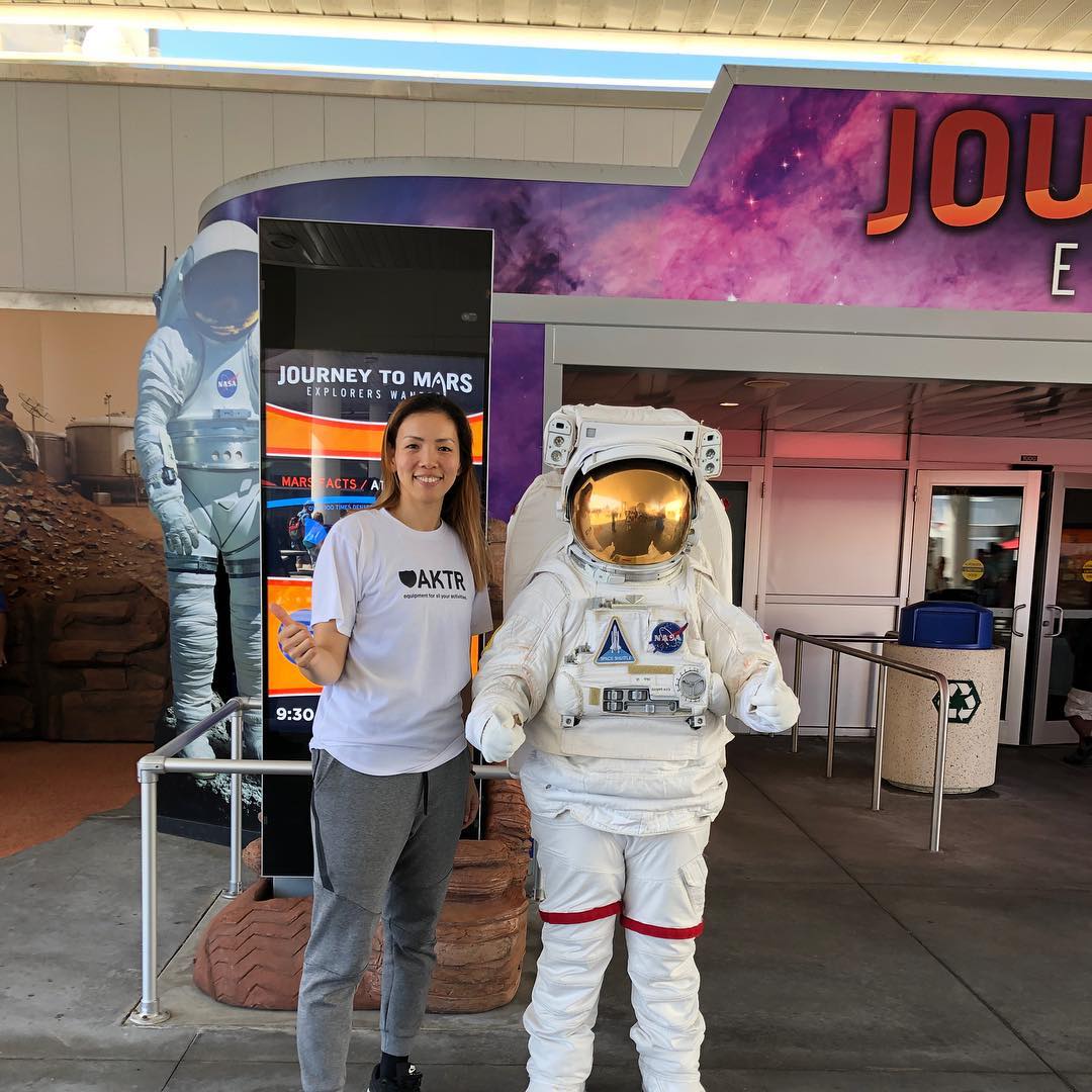 矢野良子さんのインスタグラム写真 - (矢野良子Instagram)「shoe hurry skills camp in FLORIDA  DAY1か2  w ✨NASA✨  ロケット凄〜い 建物でか〜い  って、子供か！！ w  ここでも またハプニングありましたよ  また後日載せますね。笑笑  心残りは宇宙服着てみたかったわー。  #shoehurry #守破離 #RHYMES #RSC #2handsbasketball #miamihoopschool #stance #ありきたりはつまらない #uncovertheuncommon #florida #orlando #miami」3月10日 7時36分 - ryo_yano12