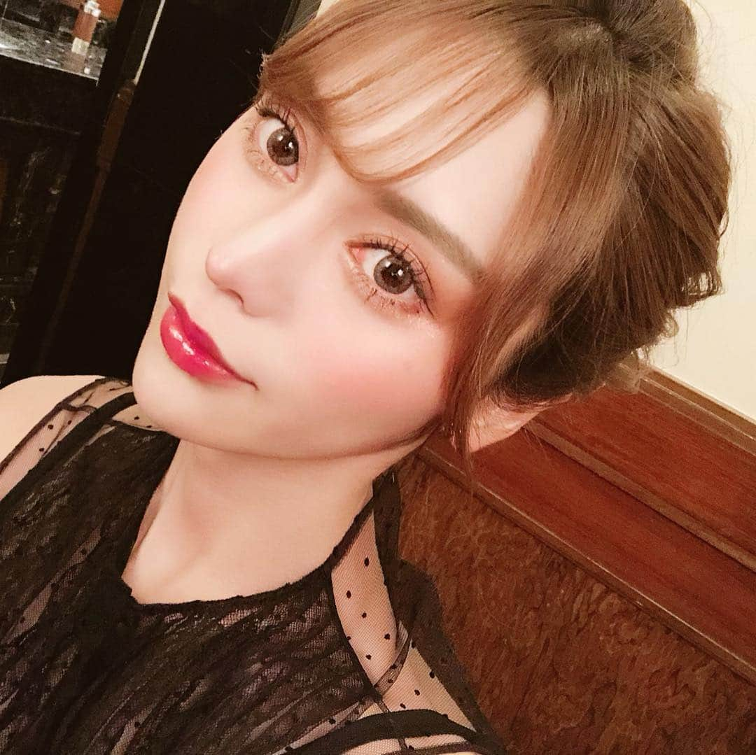 関あいかさんのインスタグラム写真 - (関あいかInstagram)「アップヘアした」3月10日 8時29分 - aika__seki