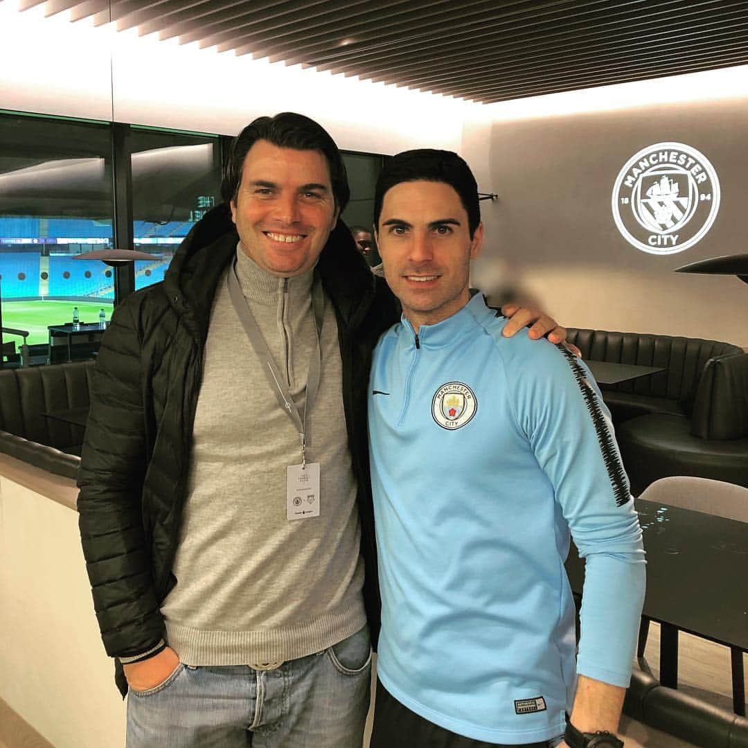 ミケル・アルテタさんのインスタグラム写真 - (ミケル・アルテタInstagram)「Great to have you here today @nunovalente_official One of the best friends I’ve made in football.」3月10日 8時47分 - mikelarteta