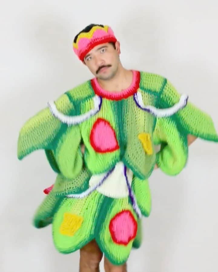 Phil Fergusonのインスタグラム：「🥗YOU DONT MAKE FRIENDS WITH SALAD 🥗  So the Mandela Effect was in full force when I discovered it’s actually ‘You don’t WIN friends with salad.’ But I’ve been saying MAKE for years haha.  If you saw my instastories the other day I wore this to the @minus18youth Queer Formal! I wish as a young babby that I had an event on like that to go to so it was great to come and see! Thanks @instagram for asking me!  Anyway, I just added a few extra bits onto this dress since then to post. Hopefully now I’m not so sick, I can make things a lot faster for everyone to see!  Anyway, hope everyone is well!  #queerart #crochet #foodart #wearableart #salad」