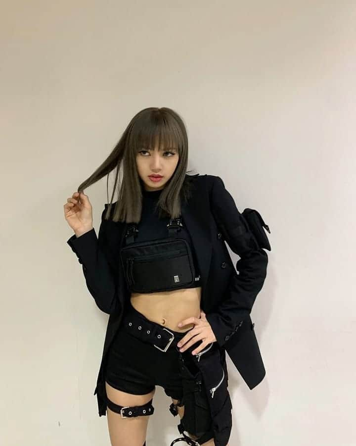 リサさんのインスタグラム写真 - (リサInstagram)4月8日 13時39分 - lalalalisa_m