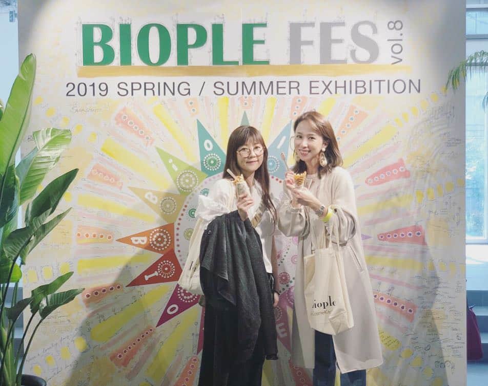 宮前真樹さんのインスタグラム写真 - (宮前真樹Instagram)「#bioplefes  毎回楽しみなビープルフェイス まあこちゃんとお邪魔してきました。 @maako_hinahina」4月8日 13時51分 - miyamaemaki0116