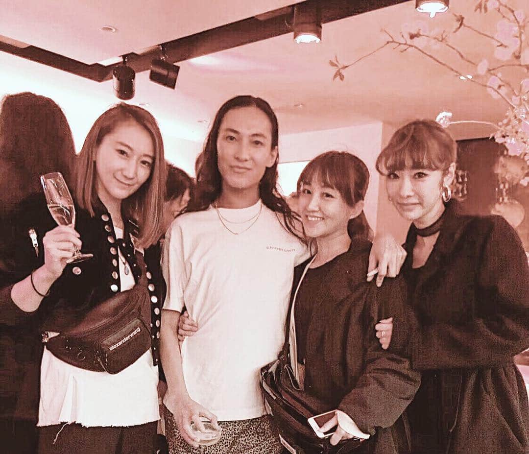 花井瑠美のインスタグラム：「@alexanderwangny のparty🍾 中性的って美しい♡ ・ #alexanderwangn#party」