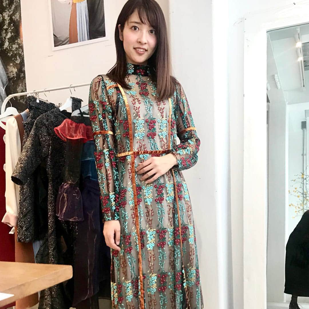 山下耀子さんのインスタグラム写真 - (山下耀子Instagram)「. . 先日 #ADELLY さんの展示会に お邪魔させていただきました☺️ どのデザインもオリジナルで全部可愛い …  これらをサラリと着こなせるような女性に 早くならねばと思うばかりでした🥺💗 これからもお世話になります！よろしくお願いします。」4月8日 14時21分 - twinkleyesy