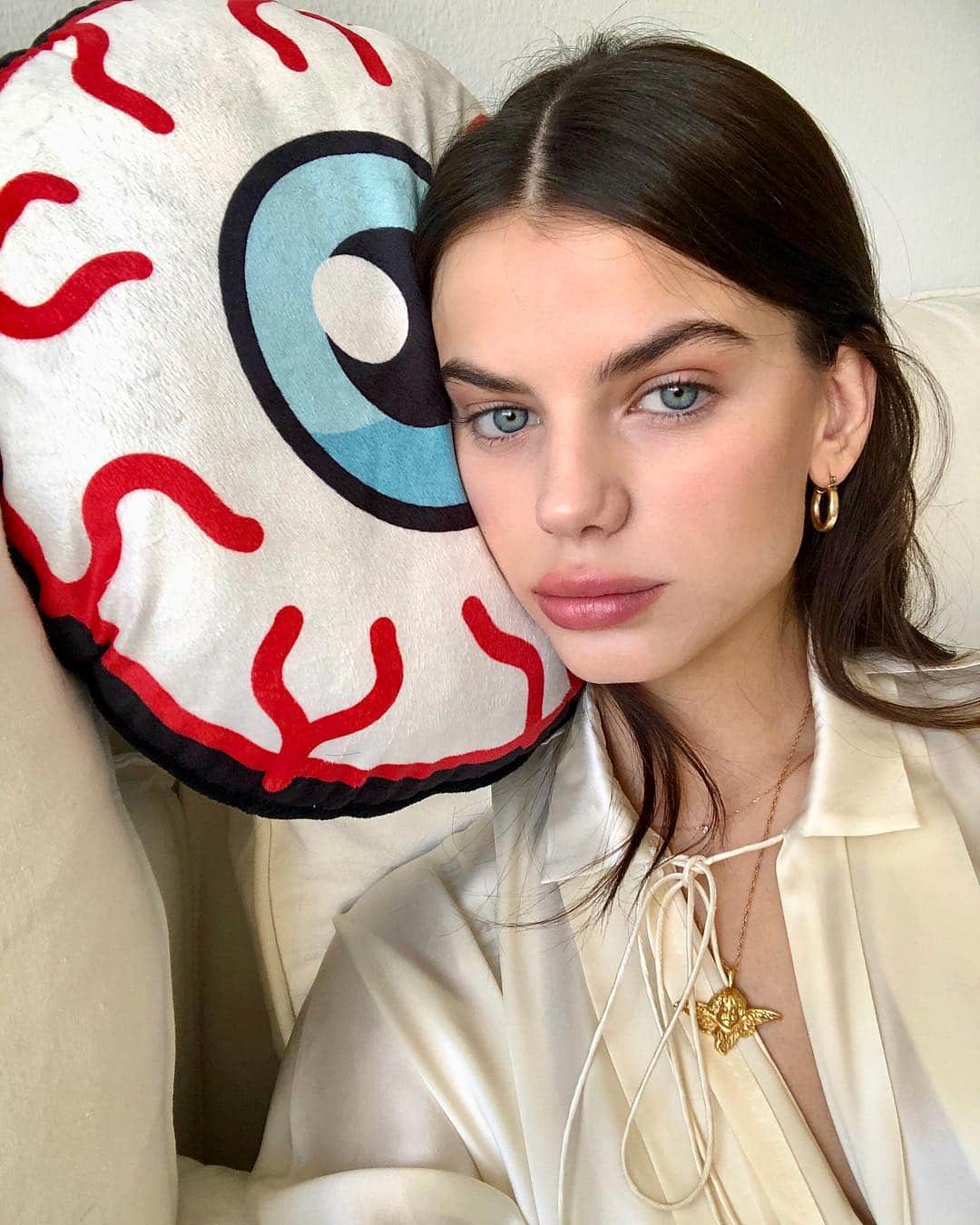 ソニア・ベン・アンマーのインスタグラム：「Blessed but stressed」