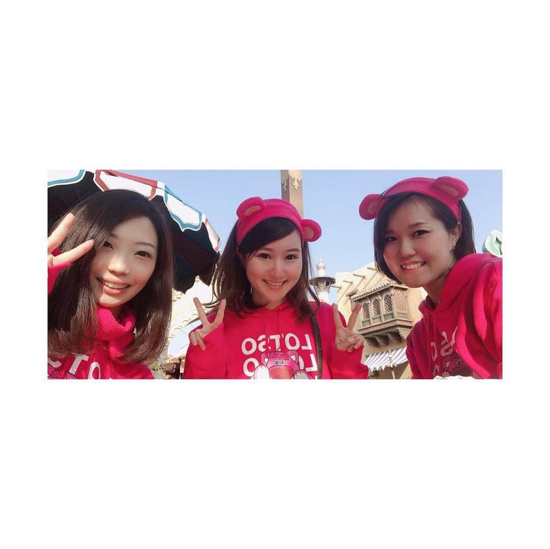 高田桃衣さんのインスタグラム写真 - (高田桃衣Instagram)「平成最後のディズニー🥚 ピンクな3人組🐻🐻🐻 #ディズニー #ロッツォ」4月8日 6時21分 - tkdmmi