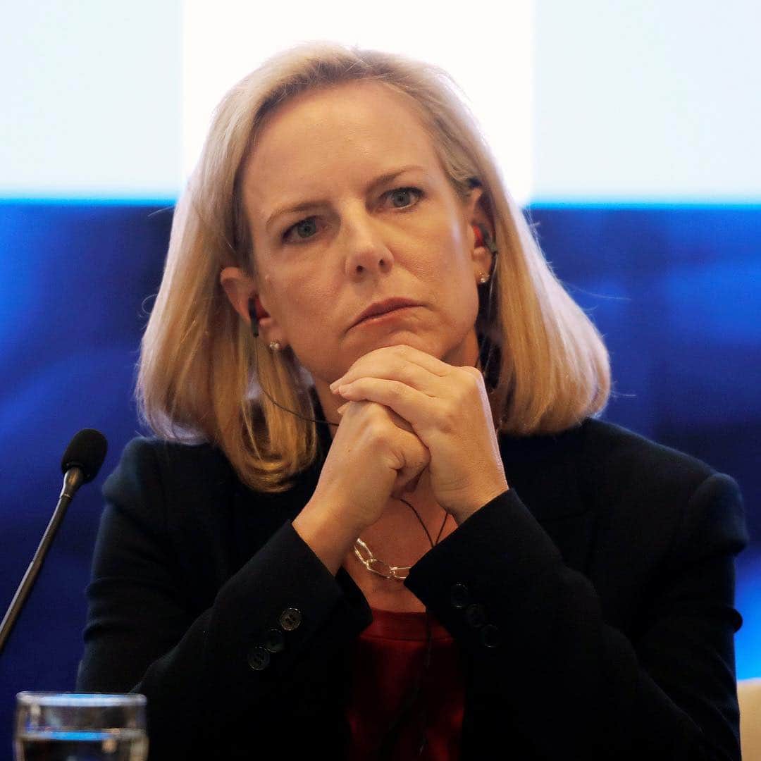 ABC Newsさんのインスタグラム写真 - (ABC NewsInstagram)「BREAKING: Department of Homeland Security Secretary Kirstjen Nielsen will be leaving the Trump administration, the president announced Sunday evening on Twitter. Kevin McAleenan, the current U.S. Customs and Border Protection commissioner, will become the acting secretary for DHS, Trump tweeted. (Jose Cabezas/Reuters) #dhs #homelandsecurity #kirstjennielsen #politics」4月8日 7時16分 - abcnews