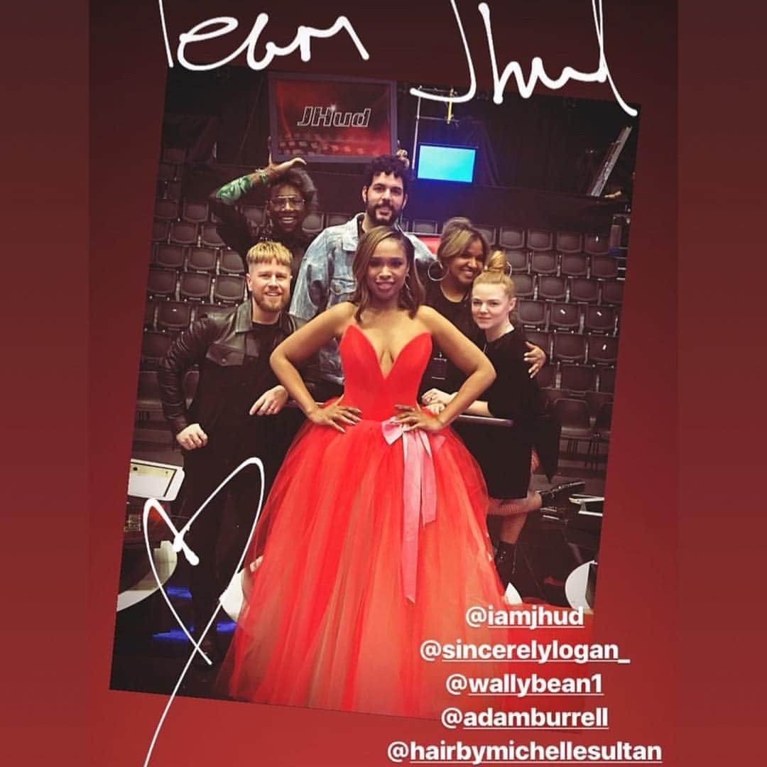ジェニファー・ハドソンのインスタグラム：「It just wouldn’t be right,  if I didn’t give team JHud they credit @karl_willett @adelepentland @adamburrell @hairbymichellesultan @sincerelylogan_ @wallybean1 @thevoiceuk」