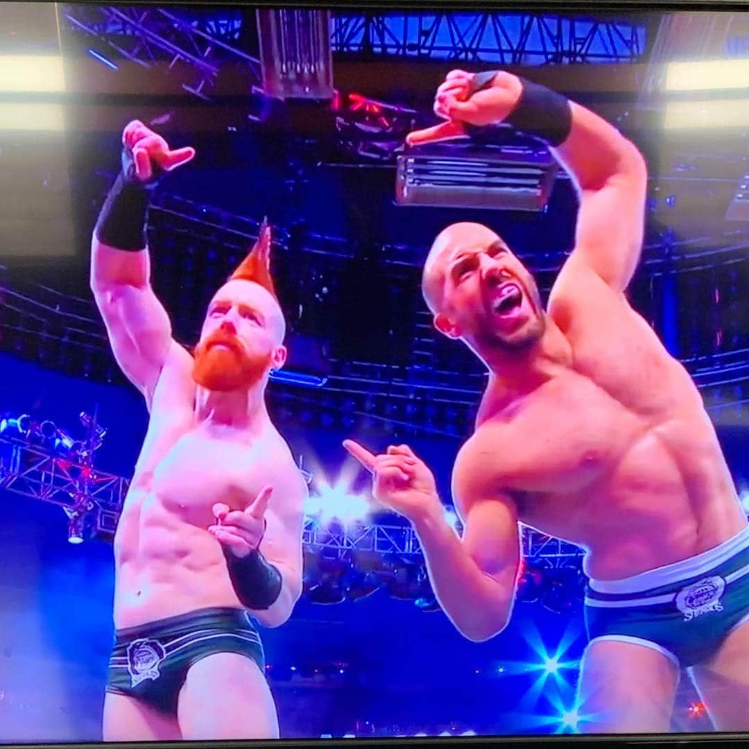 ターニャ・テイトさんのインスタグラム写真 - (ターニャ・テイトInstagram)「‪This is the match I’m waiting for come  @WWESheamus @WWECesaro you lads can do this!!‬ ‪The Usos (Jey / Jimmy Uso) (c) v @KingRicochet / @aleister_black vs. #TheBar v Shinsuke Nakamura @shinsukenakamura and Rusev @rusevig ‪Fatal four-way tag team match for the WWE SmackDown Tag Team Championship‬.」4月8日 9時05分 - tanyatate