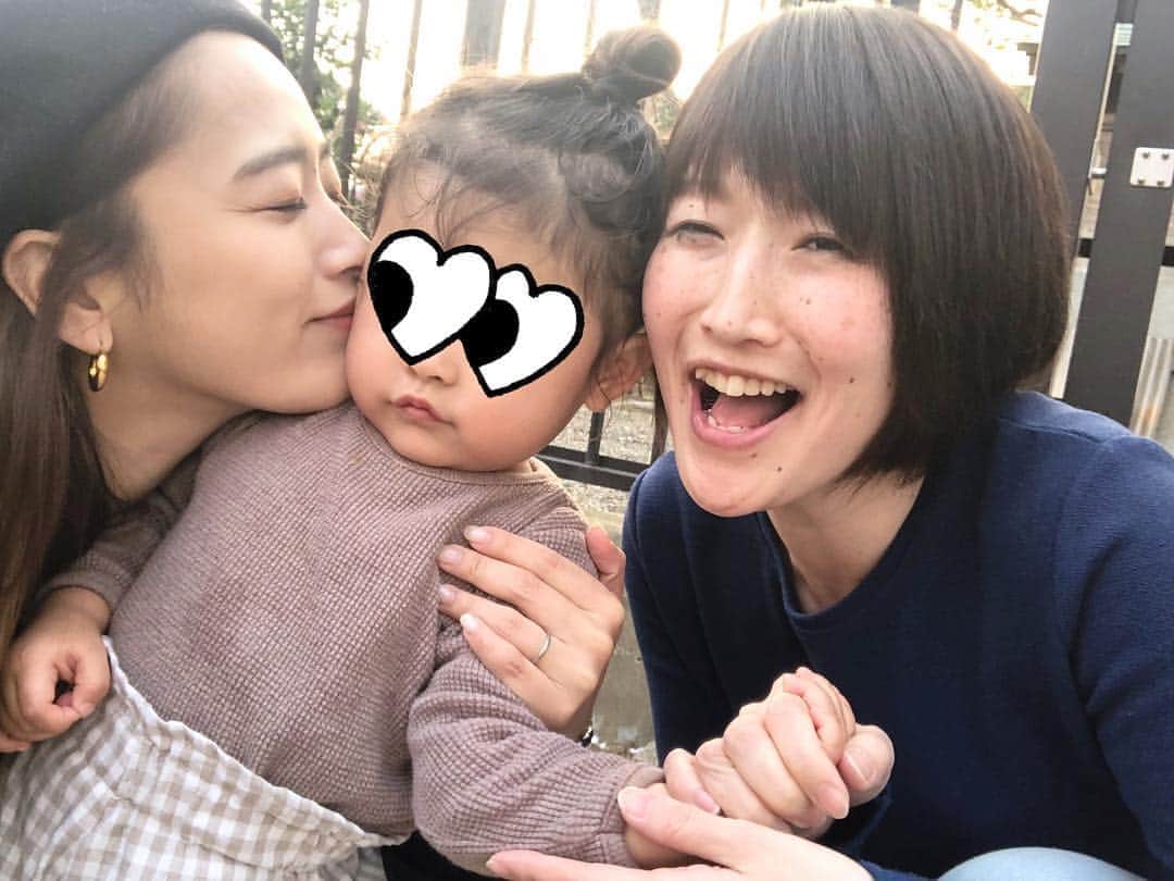 近藤千尋さんのインスタグラム写真 - (近藤千尋Instagram)「昨日はいつもの第三の実家へ 行ってきました🥰笑 かなママのご飯いただいて かなベビーに癒されて💕 新生児可愛すぎて🤦🏼‍♀️🤦🏼‍♀️🤦🏼‍♀️ 近所で桜も見れたけど もう葉桜になってきたね🍃🥺 今週も頑張りましょう☺️💕」4月8日 9時10分 - chipichan.1215