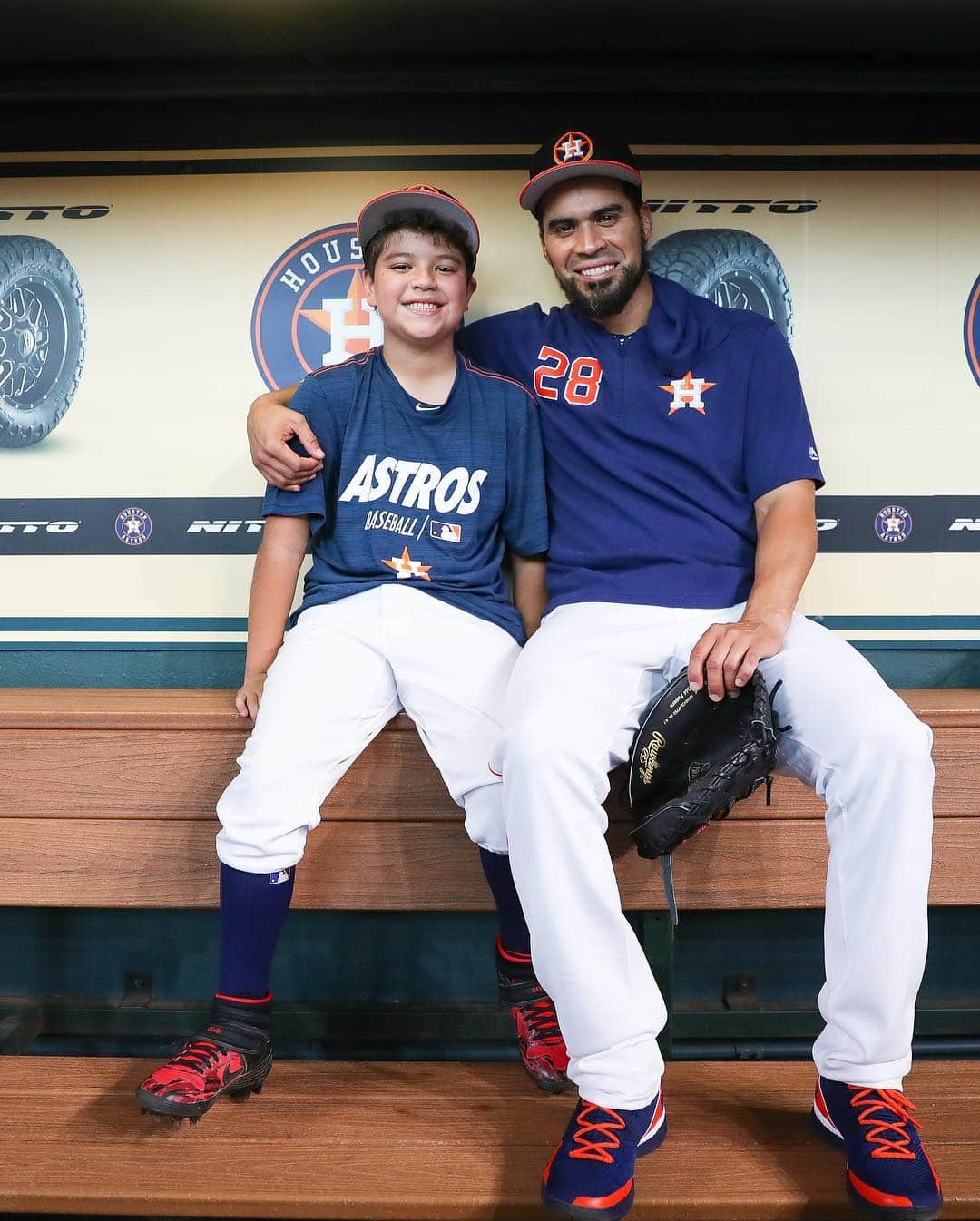 ロビンソン・チリノスさんのインスタグラム写真 - (ロビンソン・チリノスInstagram)「excellent weekend of baseball and family, thank you Lord Jesus. excelente fin de semana de beisbol y familia, gracias Señor Jesús  #davidchirinos #astros #baseball #houston #julianchirinos #usa #venezuela」4月8日 9時29分 - robinsonch28