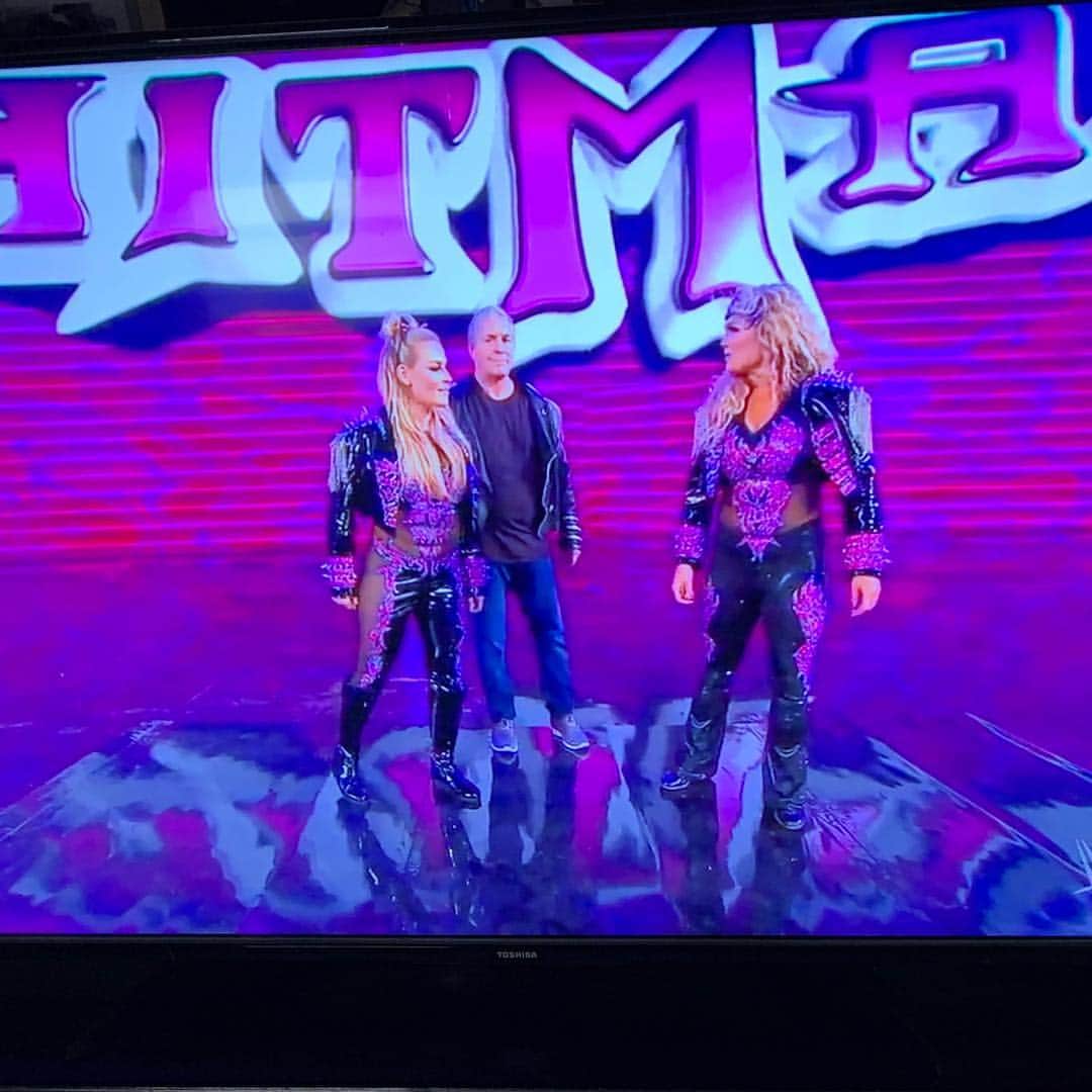 ターニャ・テイトさんのインスタグラム写真 - (ターニャ・テイトInstagram)「‪@itsmebayley and @SashaBanksWWE (c) vs. @TheBethPhoenix and  @NatbyNature vs. The IIconics @BillieKayWWE and @PeytonRoyceWWE vs. @NiaJaxWWE and Tamina ‬in ‪Fatal four-way tag team match for WWE Women's Tag Team Championship #Wrestlemania ‬ ‪..... Come on Nattie & Beth 🤼‍♀️ 💗‬ Who do you want to win?」4月8日 10時03分 - tanyatate