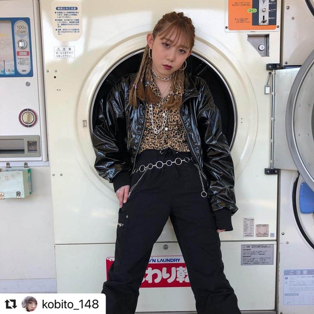ベルエポック美容専門学校（原宿）さんのインスタグラム写真 - (ベルエポック美容専門学校（原宿）Instagram)「#Repost @kobito_148 with @make_repost ・・・ 編み込みスタイルでカッコ良く😘💓 ・ model→@cyopiiiii ・ 今回もモデルさんに 助けられた作品でした😢 本当に可愛い💓💓 ひな様いつもありがとう😭 ・ #作品撮り #美容学生 #ヘアアレンジ  #あみこみアレンジ #編み込み#美容学生と繋がりたい #美容学生の休日 #美容師さんと繋がりたい #かっこいい女性 #クール#セクシー#コインランドリー #撮影#作品撮りモデル募集中  #美容専門学校#ベルスタグラム」4月8日 10時27分 - belle_harajuku