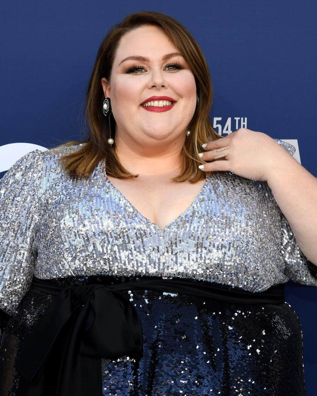 Just Jaredさんのインスタグラム写真 - (Just JaredInstagram)「@chrissymetz sparkles in a @luxuriousroxy dress on the carpet at the ACM Awards ahead of her live tv performance debut! #ChrissyMetz #LuxuriousRoxy #ACMAwards Photos: Getty」4月8日 10時40分 - justjared