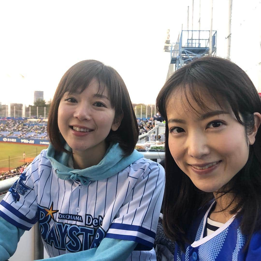 八木ひとみさんのインスタグラム写真 - (八木ひとみInstagram)「先週の推し事☺︎ #野球観戦記2019 #天明麻衣子さんと #スタジアムグルメ #神宮球場 #じんカツ #ハマスタ #ベイスターズエール #レモンサワー #現地観戦成績2勝0敗 #幸先良いスタート」4月8日 10時55分 - yagi_hitomi_0801