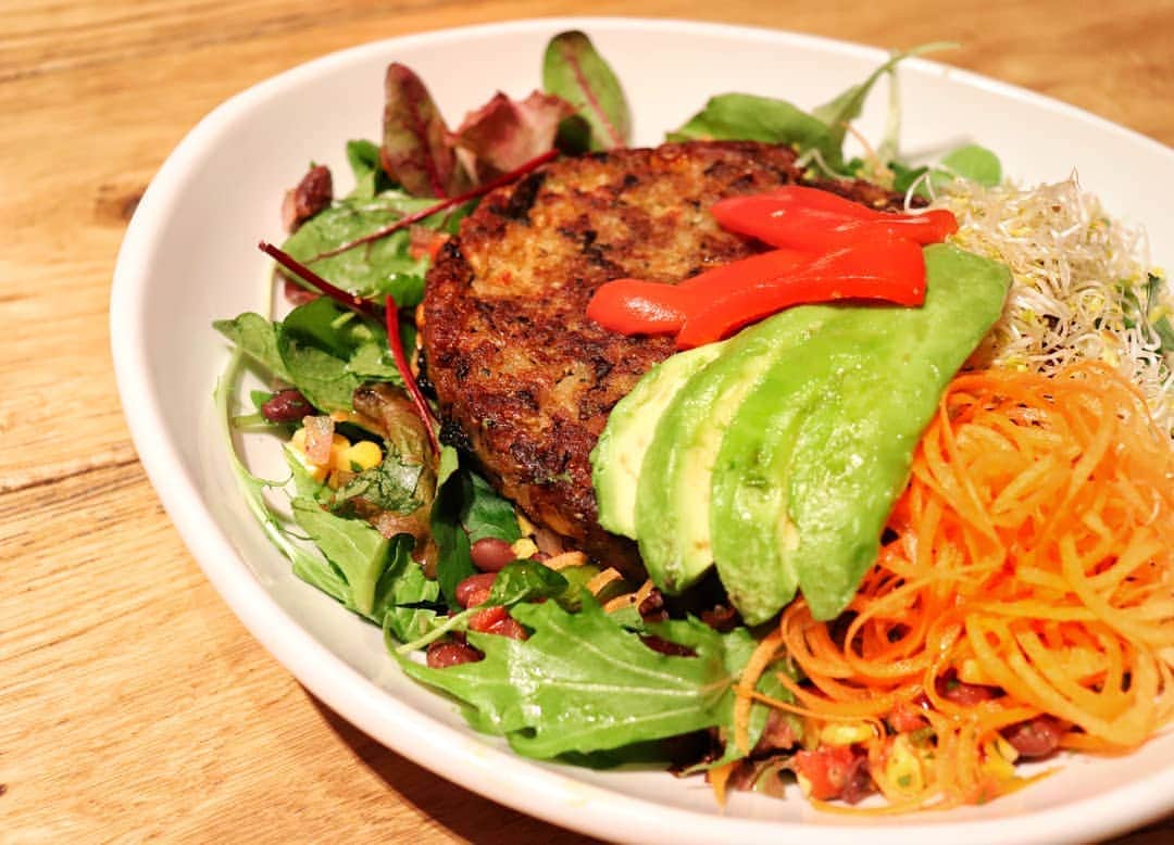 THE COUNTER JAPAN公式のグルメインスタ