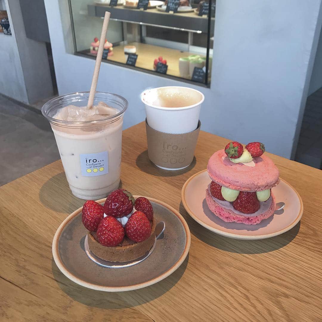 岡元優香のグルメインスタ