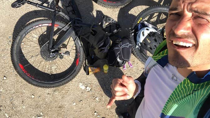 オーランド・ブルームさんのインスタグラム写真 - (オーランド・ブルームInstagram)「got out on the bike today thanks gibbo @krisgifford #sundayfunday」4月8日 13時05分 - orlandobloom
