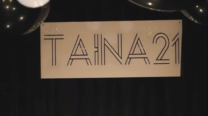 ファボラスのインスタグラム：「#TAINA21 🎈 [shot by @directorgerardvictor]」